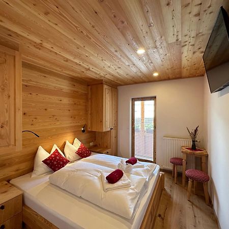 Hotel Surc Kranjska Gora Luaran gambar