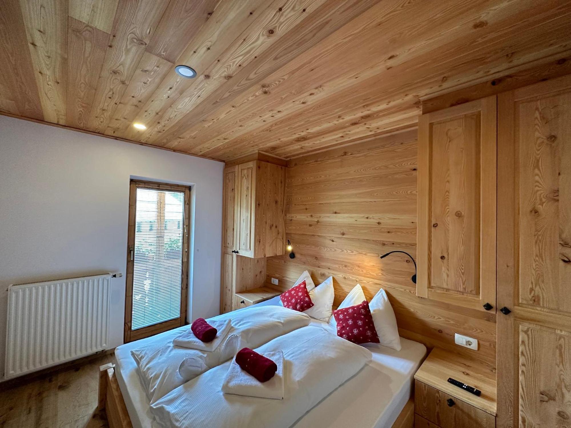 Hotel Surc Kranjska Gora Luaran gambar