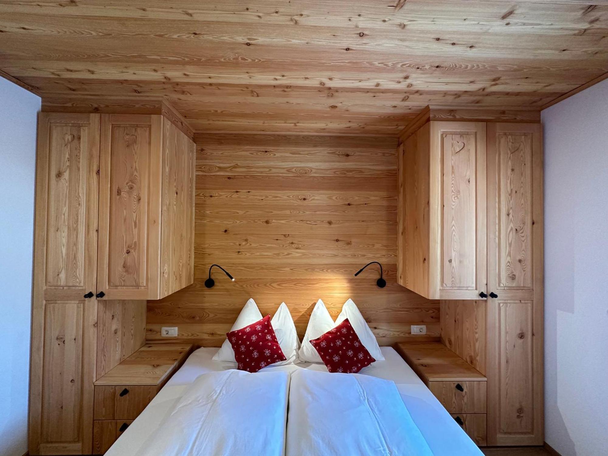 Hotel Surc Kranjska Gora Luaran gambar