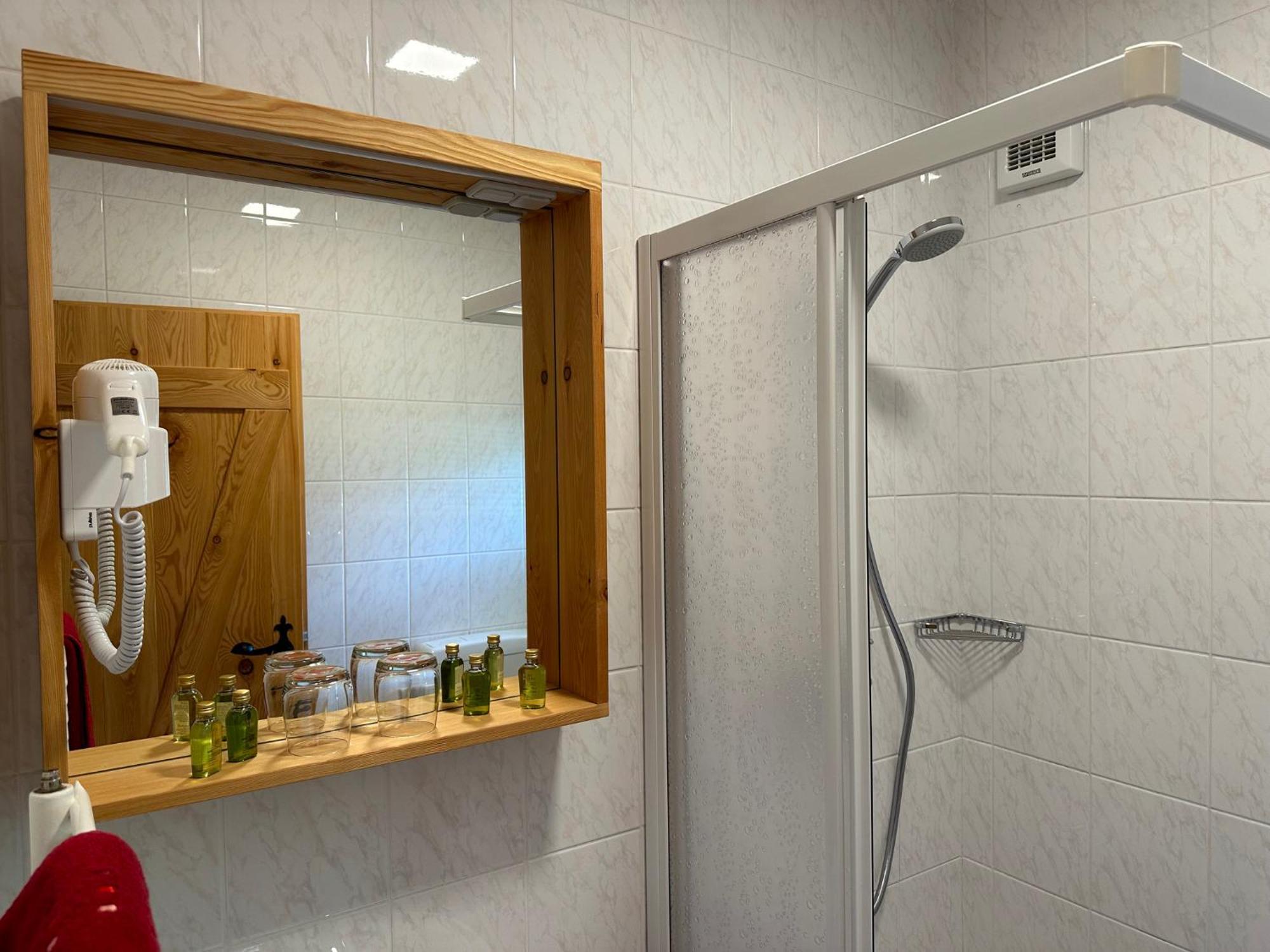Hotel Surc Kranjska Gora Luaran gambar