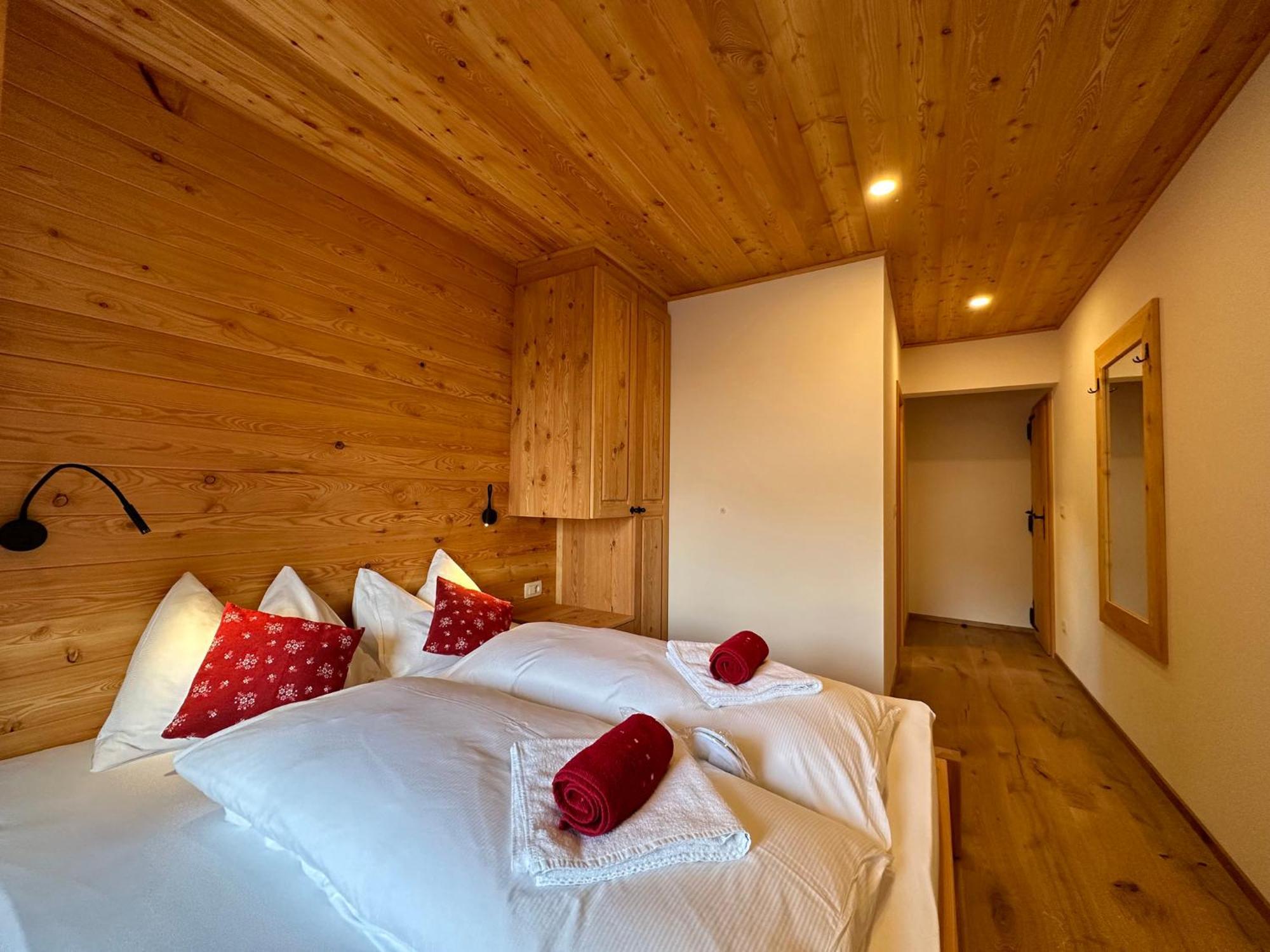 Hotel Surc Kranjska Gora Luaran gambar